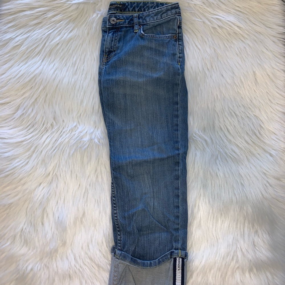 Banana Republic size 4 cropped jeans B04